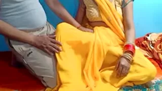 Pregnant does hand job in the village