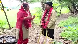 Indo-aryan bahu jerks off with her legs