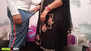 Hindi mom fucking in the butthole