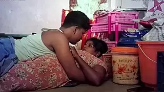 From delhi mate has sex with husband