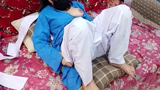 Solo college girl has sex with bf