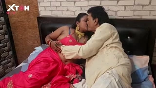 Hindi has sex with husband in the office