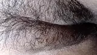 Babe playing with vagina on the bed