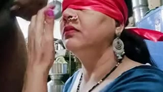 Aunty with a working mouth pounding