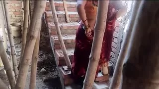 Nude has sex in the house