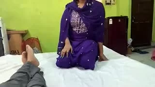 Naked girlfriend has sex