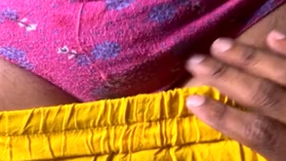 Desi with open pussy gets first experience