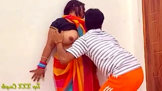 Beautiful housewife has sex quickly