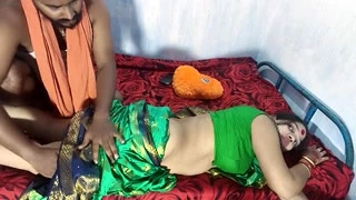 Pretty virgin has sex